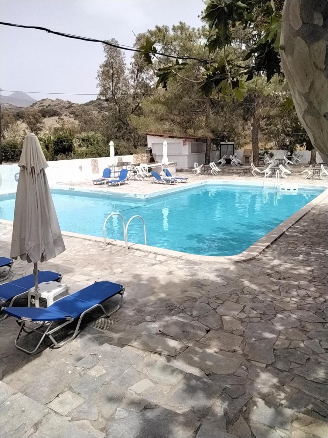 Esperides Hotel Ierápetra Exteriör bild
